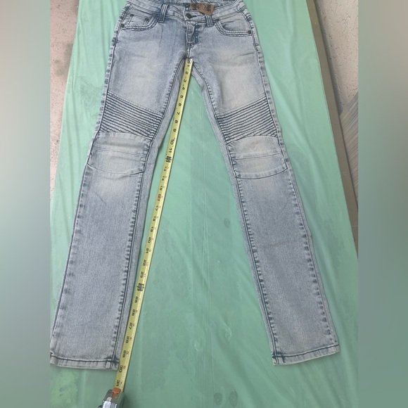 ERA OF CHAOS MOTO LOW RISE JEANS NEW WITH TAGS SIZE 24